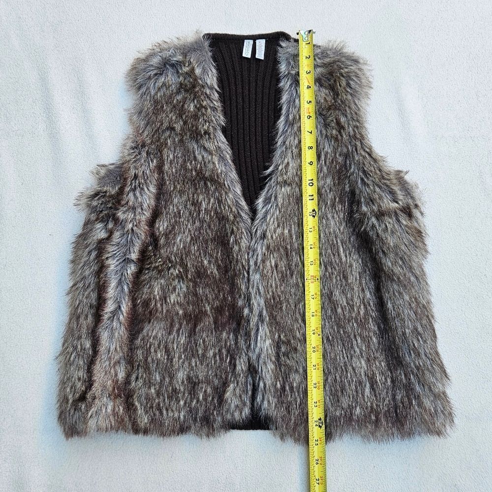 Madison Brown Faux Fur Sweater Vest - Picture 4 of 10